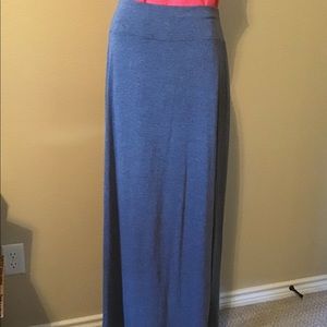 GREY MAXI SKIRT with Elastic waist.